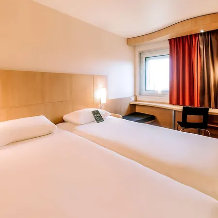 Hotel Ibis Centre Gare 3*