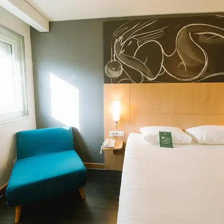 Ibis Centre Gare Готель Авіньйон