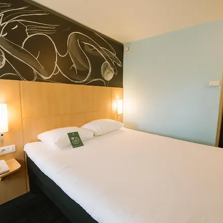Готель Ibis Centre Gare Авіньйон