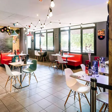Ibis Centre Gare Авіньйон