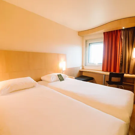 Hotel Ibis Centre Gare 3*
