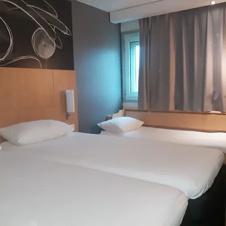 Ibis Centre Gare 3* Авіньйон