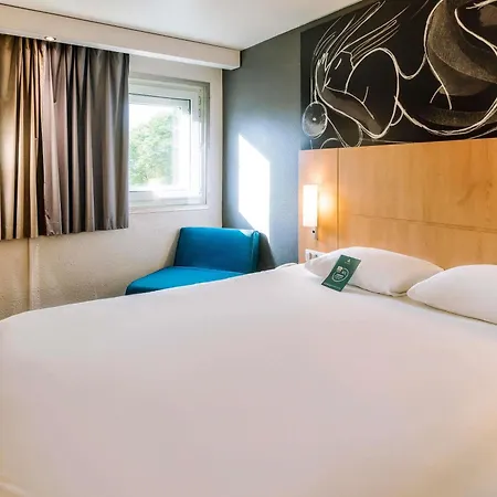 Ibis Centre Gare Авіньйон